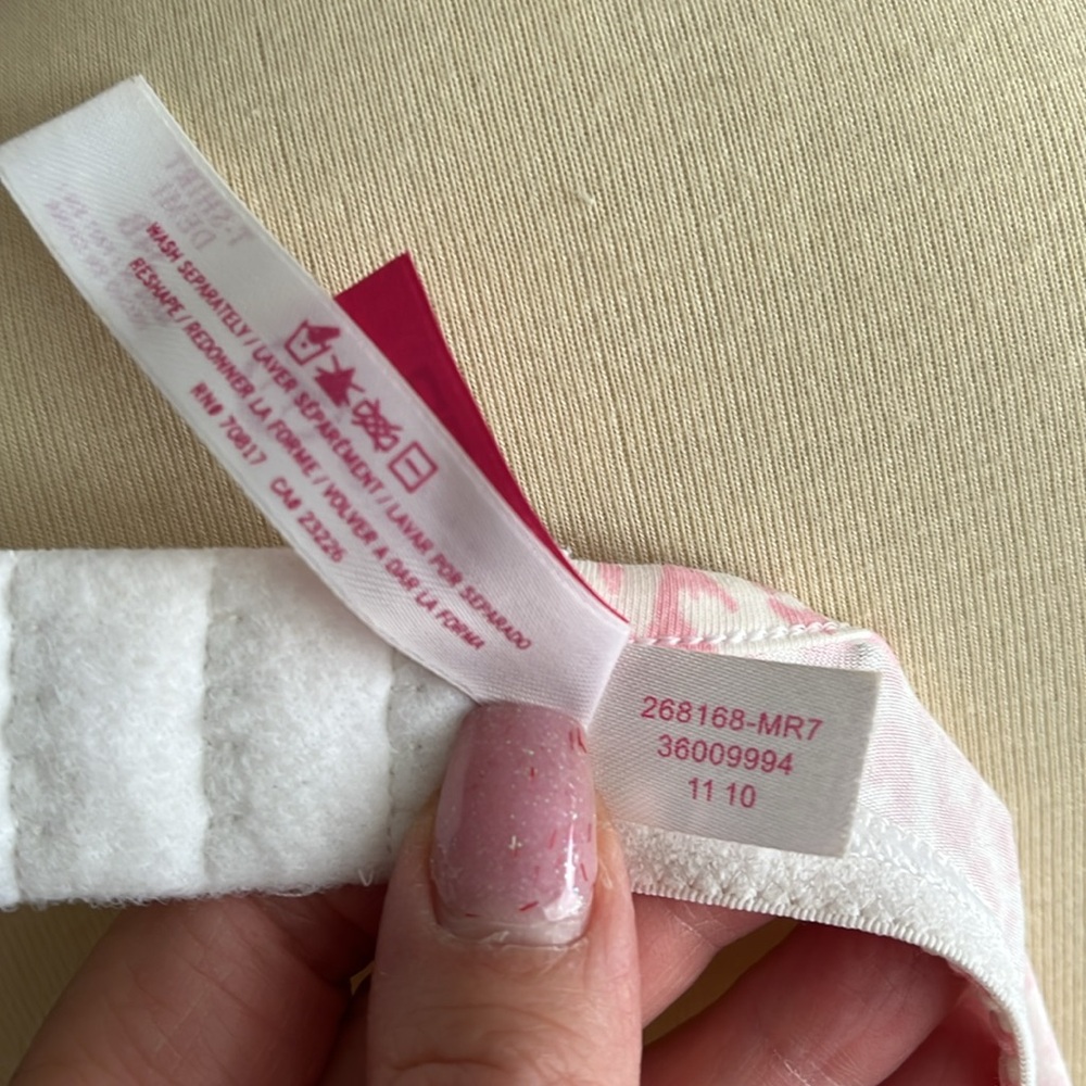 Love Pink Leopard Print T-Shirt Demi Bra EUC 34B - Picture 10 of 12